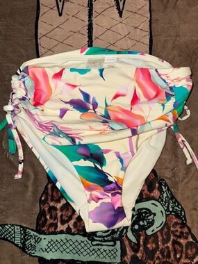 CALIA by Carrie Underwood Cream Floral High-Waist Swim Bottoms NWT